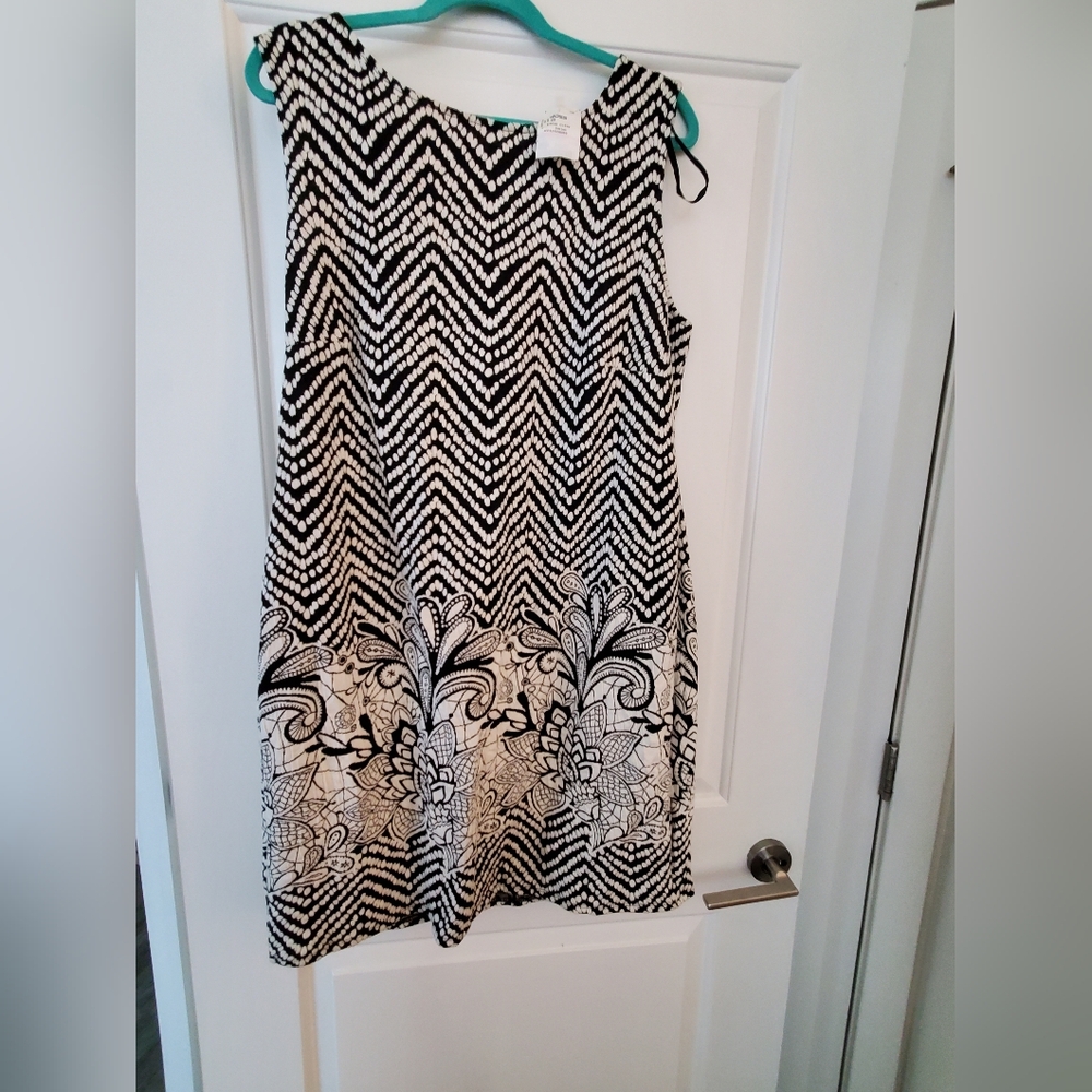 Black and white dress